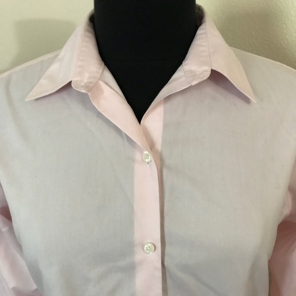 Petite sophisticates Pink Button Down. Sz Small. - Picture 2 of 5